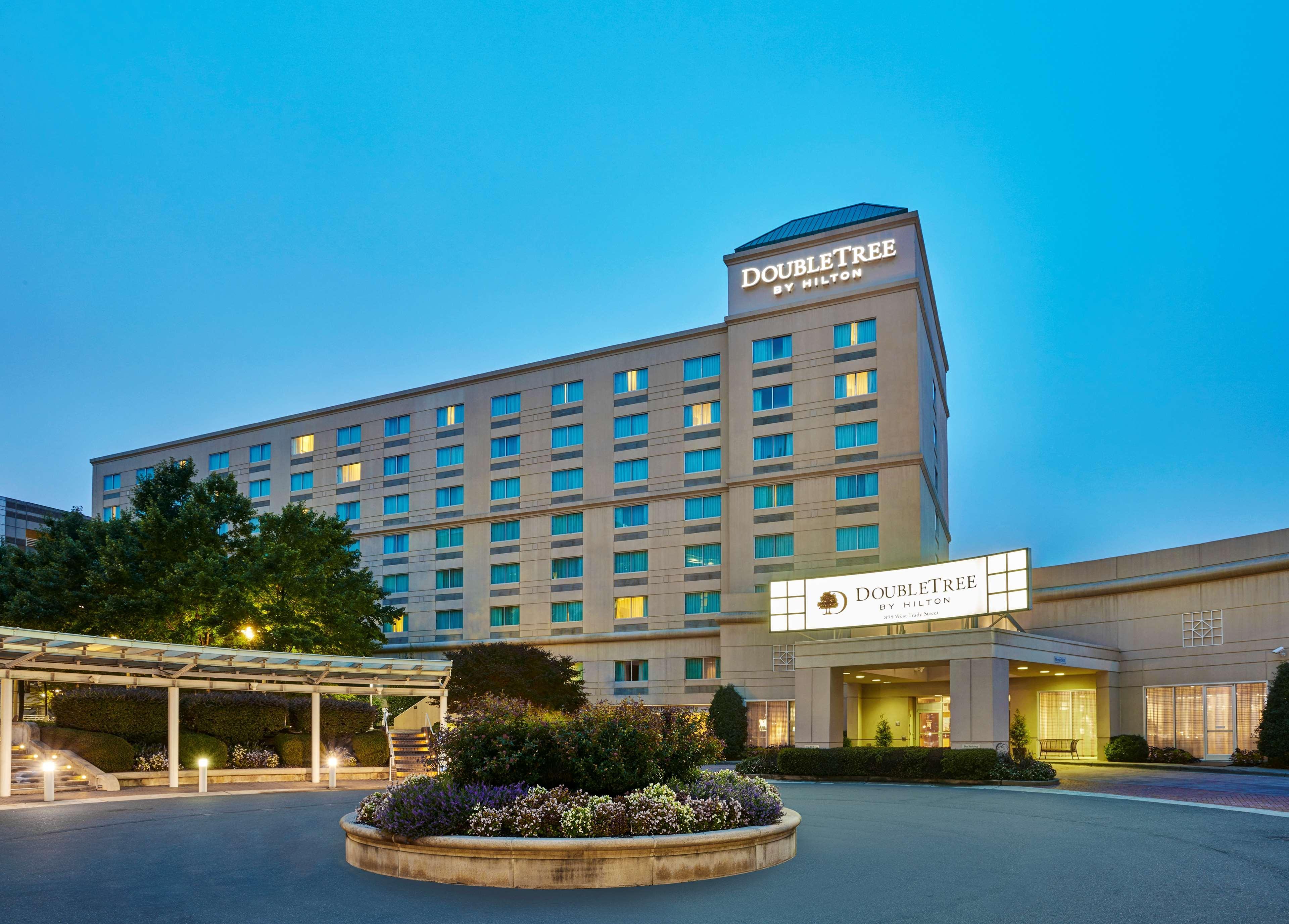 Hotel Doubletree By Hilton Charlotte Uptown Exteriér fotografie